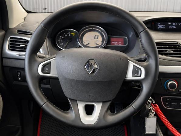 Renault Megane III Рестайлинг с пробегом 2012 года, цена 577 000 рублей, 269790 км, хэтчбек, Автокод Объявления