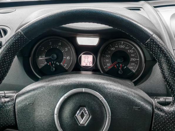 Renault Megane II Рестайлинг с пробегом 2006 года, цена 549 900 рублей, 97000 км, седан, Автокод Объявления