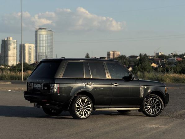 Land Rover Range Rover III Рестайлинг 2 с пробегом 2011 года, цена 1 800 000 рублей, 350000 км, внедорожник, Автокод Объявления