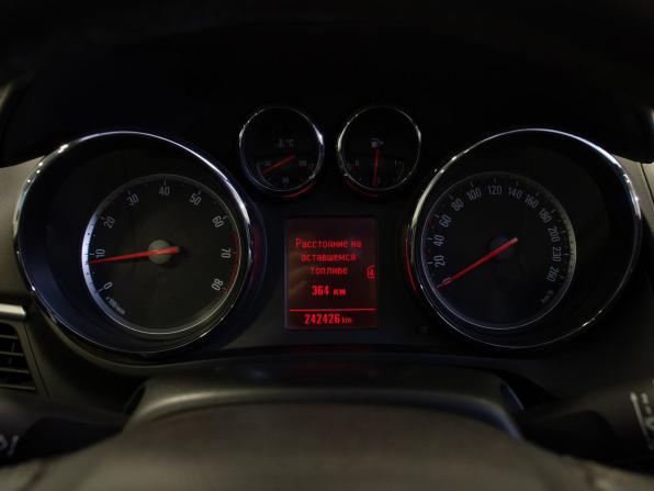 Opel Zafira C с пробегом 2013 года, цена 1 075 000 рублей, 242426 км, компактвэн, Автокод Объявления
