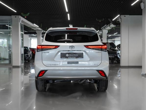 Toyota Highlander IV (XU70) с пробегом 2026 года, цена 5 350 000 рублей, 21 км, внедорожник, Автокод Объявления