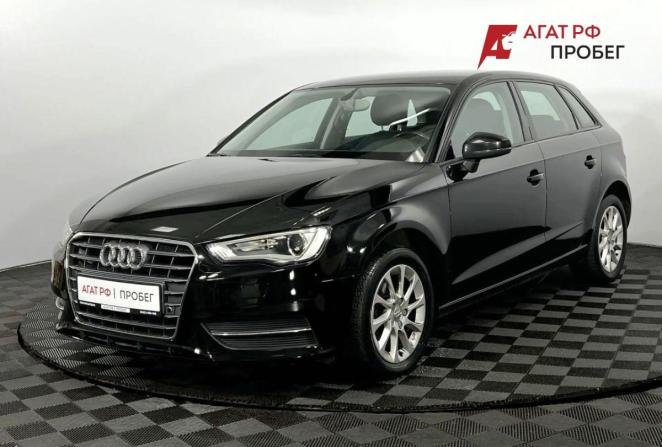 Audi A3 III (8V) с пробегом 2015 года, цена 1 450 000 рублей, 85782 км, хэтчбек, Автокод Объявления