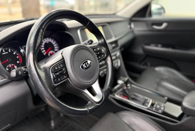 Kia Optima IV Рестайлинг с пробегом 2018 года, цена 2 140 000 рублей, 77600 км, седан, Автокод Объявления