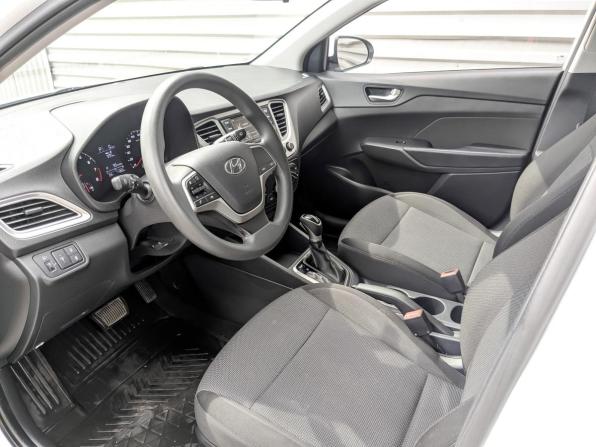 Hyundai Solaris II Рестайлинг с пробегом 2022 года, цена 1 670 000 рублей, 71339 км, седан, Автокод Объявления