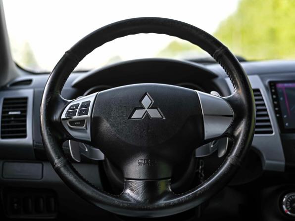 Mitsubishi Outlander II Рестайлинг с пробегом 2011 года, цена 1 010 000 рублей, 224924 км, внедорожник, Автокод Объявления