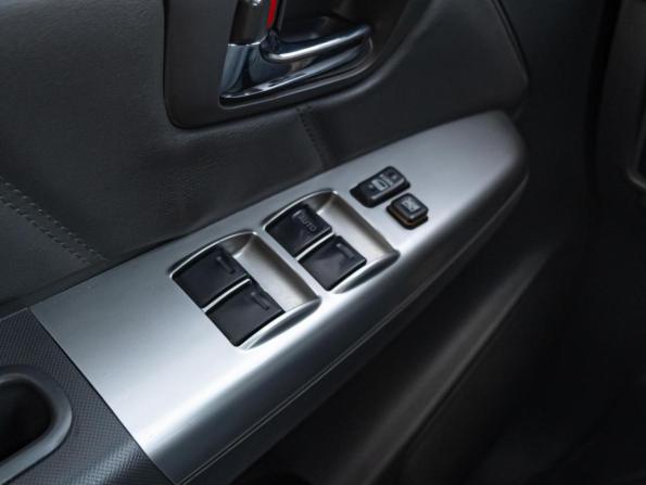 Toyota Hilux VII Рестайлинг с пробегом 2013 года, цена 3 170 000 рублей, 128580 км, offers.body_type.unknown, Автокод Объявления