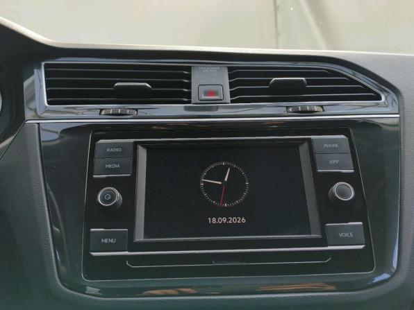 Volkswagen Tiguan II Рестайлинг с пробегом 2021 года, цена 1 900 000 рублей, 179789 км, внедорожник, Автокод Объявления
