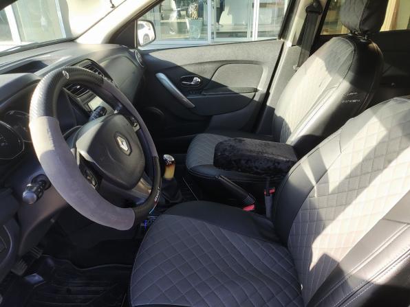 Renault Sandero II с пробегом 2014 года, цена 559 000 рублей, 266604 км, хэтчбек, Автокод Объявления