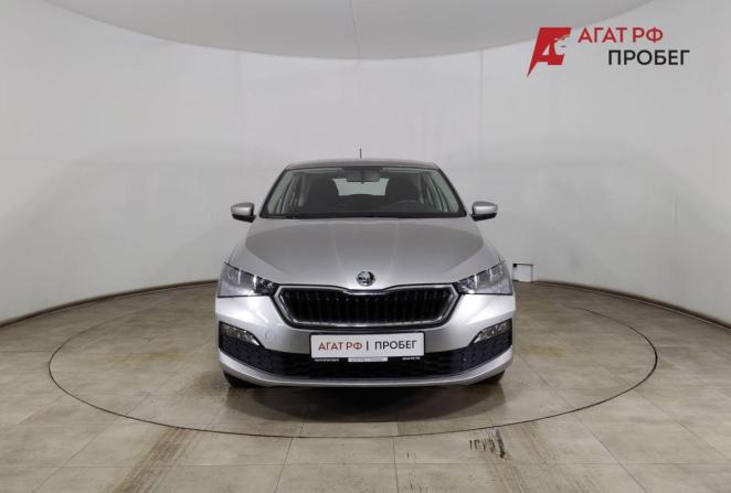 Skoda Rapid II с пробегом 2021 года, цена 1 890 000 рублей, 37979 км, лифтбек, Автокод Объявления
