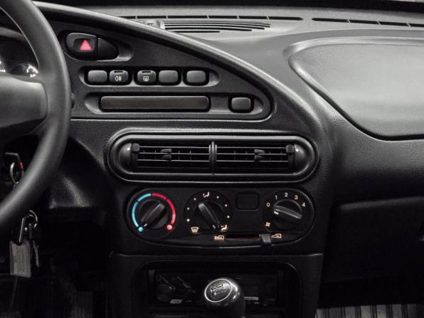 Chevrolet Niva I Рестайлинг с пробегом 2017 года, цена 760 000 рублей, 63000 км, внедорожник, Автокод Объявления