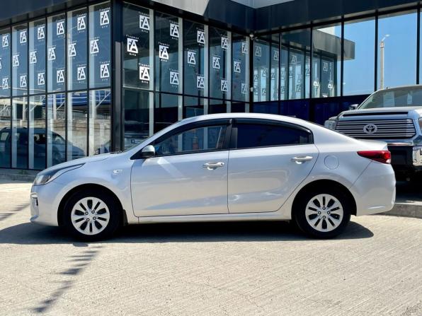 Kia Rio IV Рестайлинг с пробегом 2020 года, цена 1 250 000 рублей, 98300 км, седан, Автокод Объявления