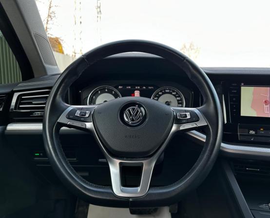 Volkswagen Touareg III с пробегом 2020 года, цена 4 500 000 рублей, 73250 км, внедорожник, Автокод Объявления