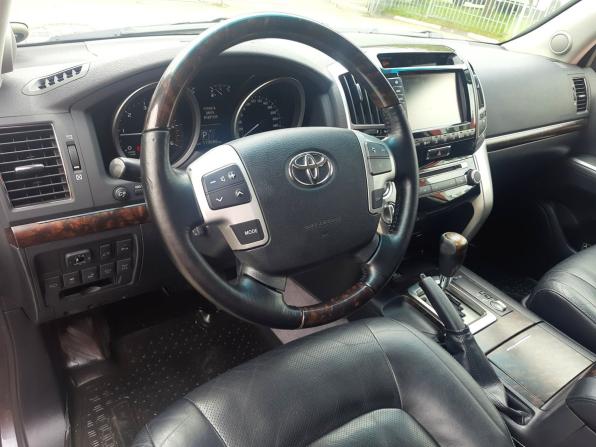Toyota Land Cruiser 200 Series Рестайлинг 1 с пробегом 2012 года, цена 3 560 000 рублей, 179679 км, внедорожник, Автокод Объявления