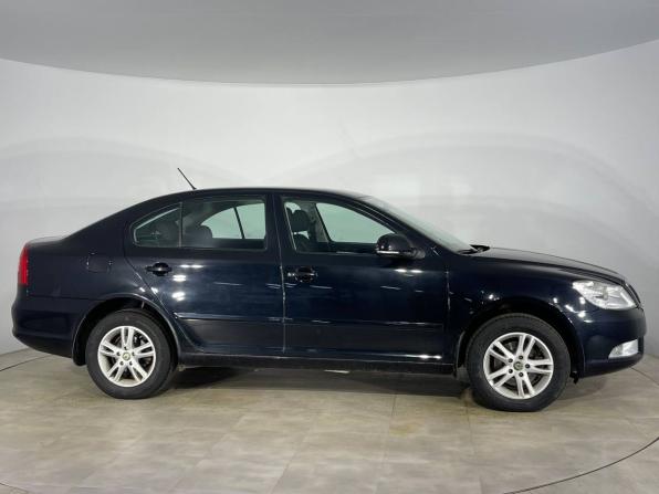 Skoda Octavia II (A5) Рестайлинг с пробегом 2011 года, цена 679 000 рублей, 186233 км, лифтбек, Автокод Объявления
