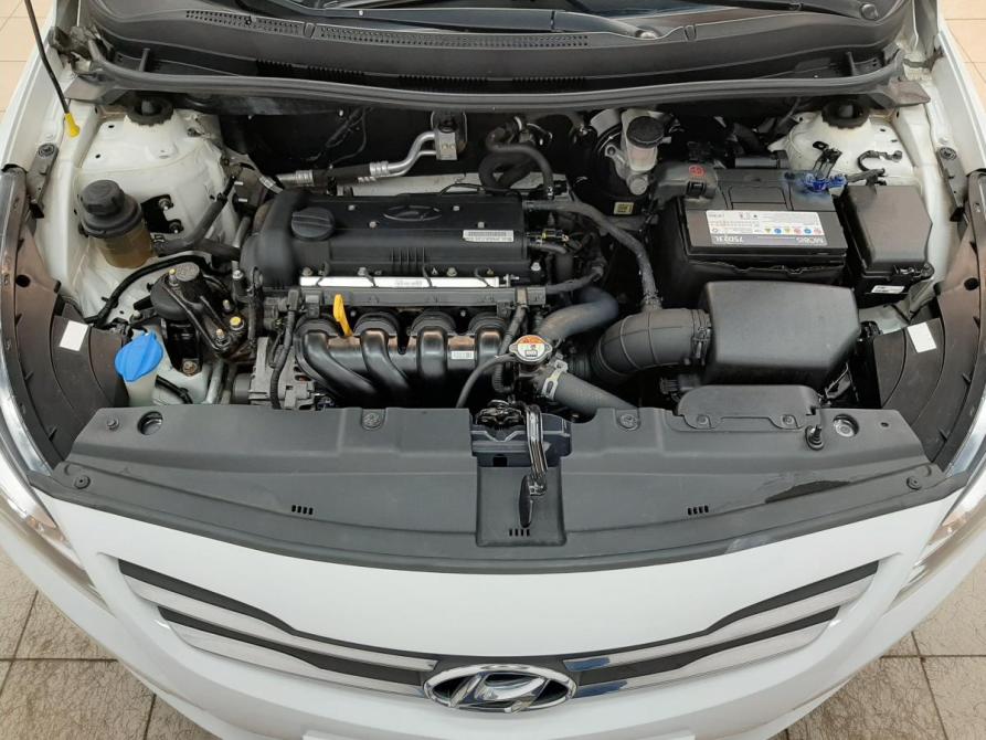 Hyundai Solaris I Рестайлинг Москва  - изображение 7