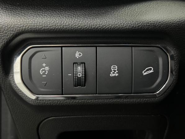 Haval Jolion I с пробегом 2023 года, цена 1 799 000 рублей, 71078 км, внедорожник, Автокод Объявления