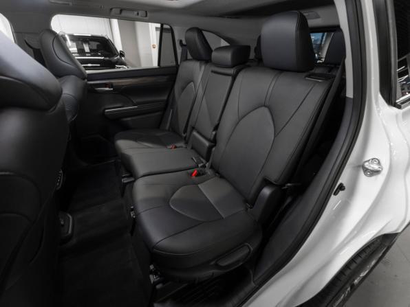 Toyota Highlander IV (XU70) с пробегом 2026 года, цена 5 300 000 рублей, 41 км, внедорожник, Автокод Объявления