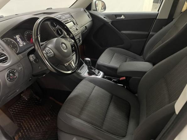 Volkswagen Tiguan I Рестайлинг с пробегом 2011 года, цена 1 126 000 рублей, 178541 км, внедорожник, Автокод Объявления