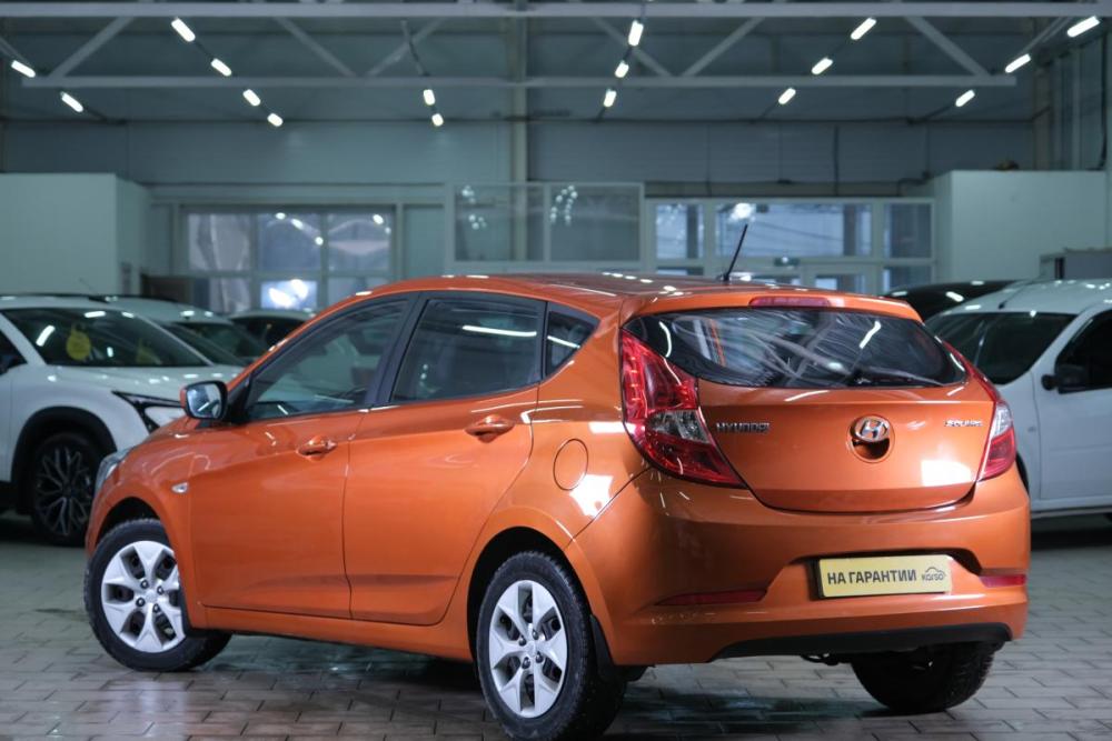 Hyundai Solaris I Рестайлинг Омск  - изображение 5