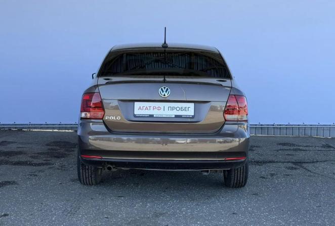 Volkswagen Polo V Рестайлинг с пробегом 2017 года, цена 895 000 рублей, 131881 км, седан, Автокод Объявления