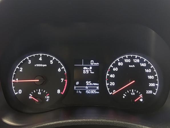 Hyundai Solaris II с пробегом 2017 года, цена 935 000 рублей, 150000 км, седан, Автокод Объявления