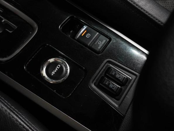 Mitsubishi Outlander III Рестайлинг 2 с пробегом 2017 года, цена 2 399 000 рублей, 69555 км, внедорожник, Автокод Объявления