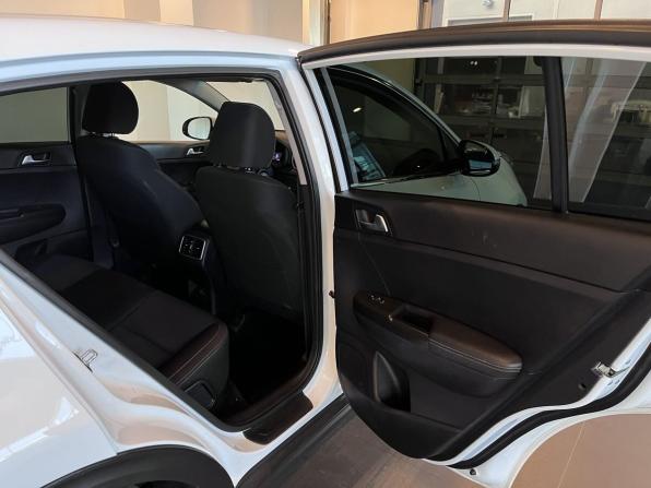 Kia Sportage IV Рестайлинг с пробегом 2018 года, цена 2 040 000 рублей, 153558 км, внедорожник, Автокод Объявления