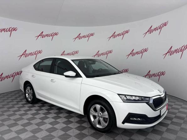Skoda Octavia IV (A8) с пробегом 2021 года, цена 1 990 000 рублей, 129574 км, лифтбек, Автокод Объявления