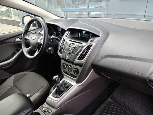Ford Focus III с пробегом 2013 года, цена 595 000 рублей, 166657 км, универсал, Автокод Объявления
