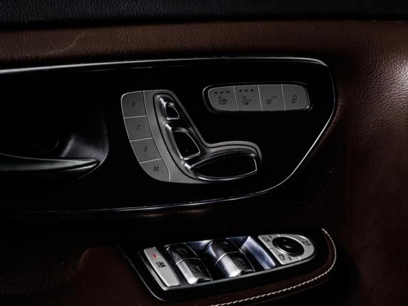 Mercedes-Benz V-Класс III (W447) с пробегом 2018 года, цена 4 651 007 рублей, 107130 км, минивэн, Автокод Объявления