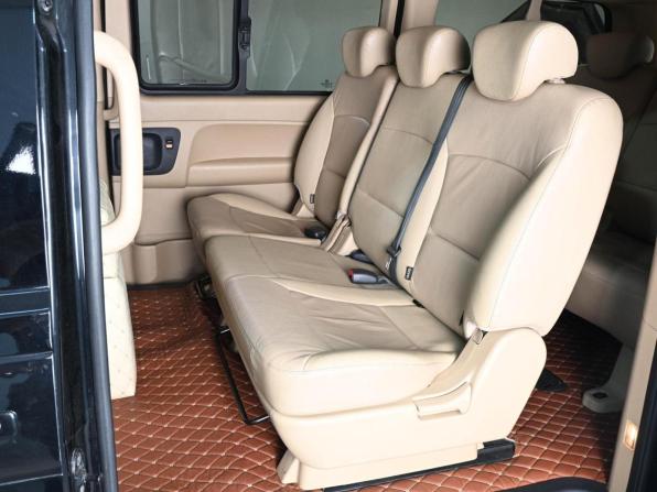 Hyundai H-1 II Рестайлинг 2 с пробегом 2019 года, цена 2 799 000 рублей, 148355 км, минивэн, Автокод Объявления