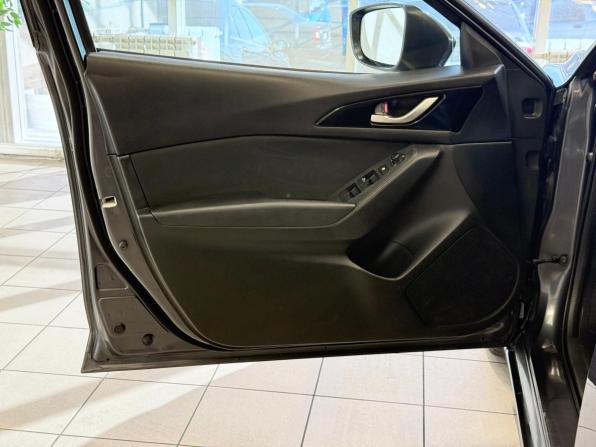 Mazda 3 II (BL) Рестайлинг с пробегом 2013 года, цена 1 150 000 рублей, 129765 км, хэтчбек, Автокод Объявления
