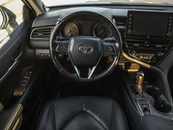 Toyota Camry VIII (XV70) Рестайлинг с пробегом 2021 года, цена 2 399 777 рублей, 223000 км, седан, Автокод Объявления