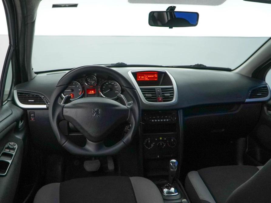 Peugeot 207 I Москва  - изображение 6