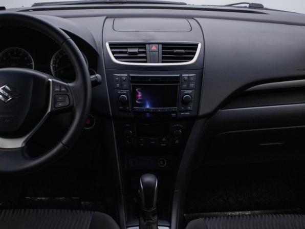 Suzuki Swift IV с пробегом 2011 года, цена 845 000 рублей, 170160 км, хэтчбек, Автокод Объявления