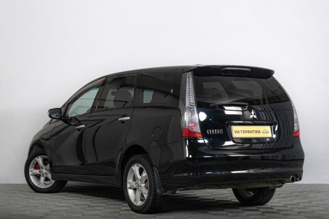 Mitsubishi Grandis I с пробегом 2004 года, цена 899 000 рублей, 284000 км, минивэн, Автокод Объявления