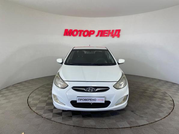 Hyundai Solaris I с пробегом 2013 года, цена 699 000 рублей, 164000 км, седан, Автокод Объявления