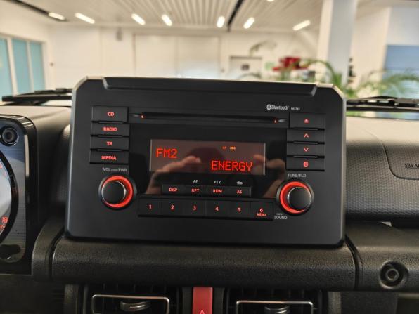 Suzuki Jimny IV с пробегом 2021 года, цена 2 999 000 рублей, 58389 км, внедорожник, Автокод Объявления