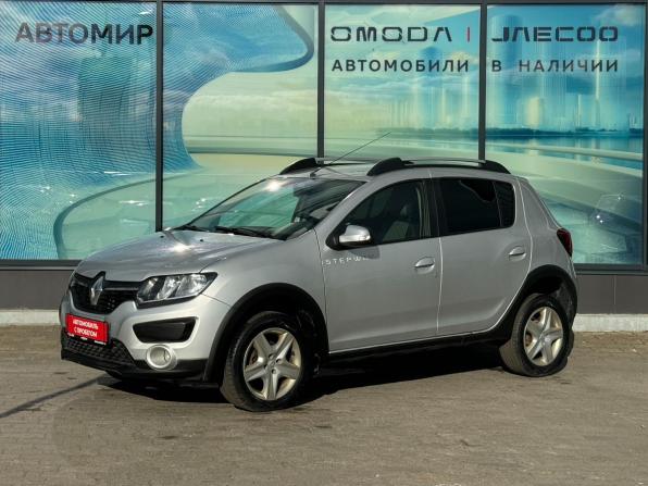 Renault Sandero II с пробегом 2015 года, цена 775 000 рублей, 113766 км, хэтчбек, Автокод Объявления