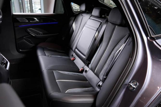 Новый Hongqi H6 2025 года, цена 4 560 000 рублей, лифтбек, Автокод Объявления