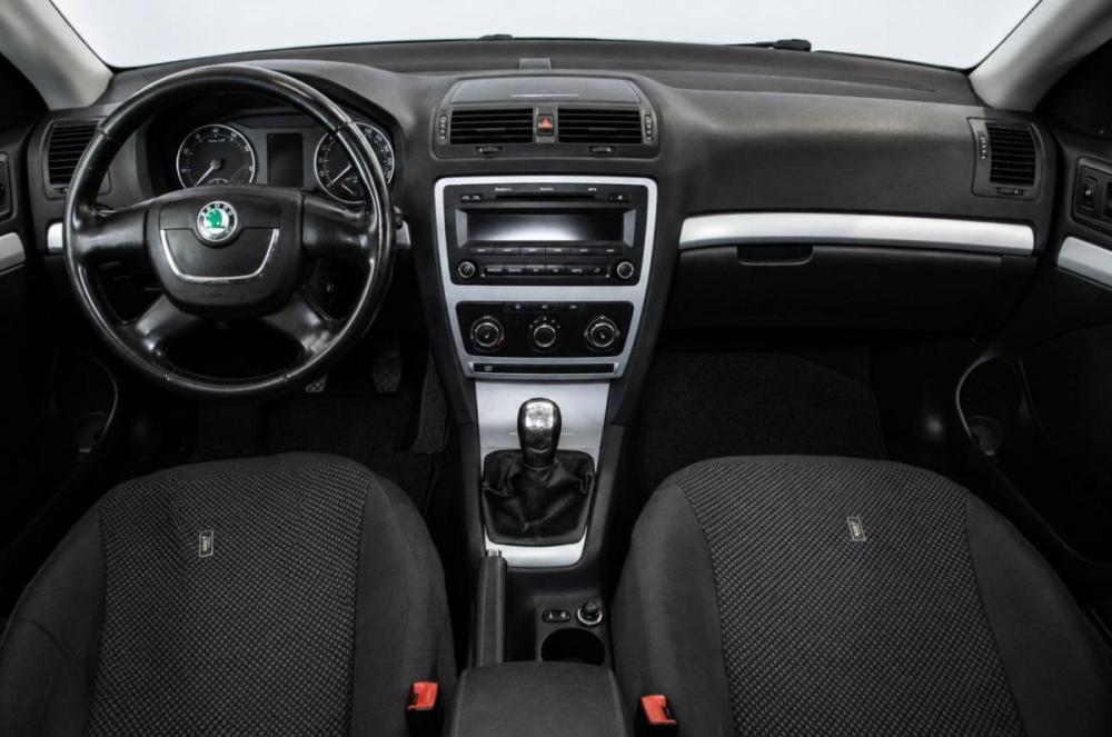 Skoda Octavia II (A5) Рестайлинг Челябинск  - изображение 9