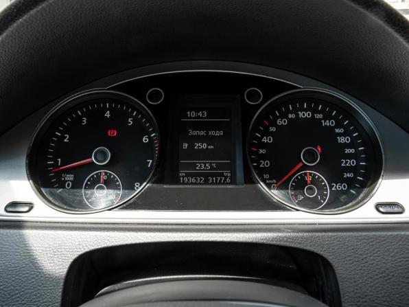 Volkswagen Passat B7 с пробегом 2011 года, цена 825 000 рублей, 193632 км, седан, Автокод Объявления