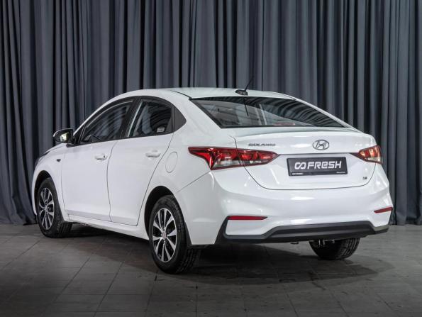 Hyundai Solaris II с пробегом 2017 года, цена 1 150 000 рублей, 105205 км, седан, Автокод Объявления