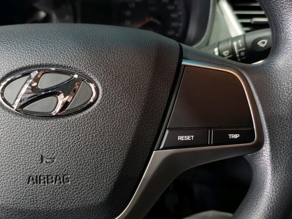 Hyundai Solaris II с пробегом 2018 года, цена 1 285 000 рублей, 50300 км, седан, Автокод Объявления