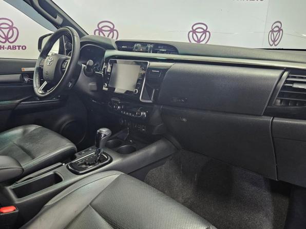 Toyota Hilux VIII Рестайлинг с пробегом 2021 года, цена 5 150 000 рублей, 73080 км, пикап, Автокод Объявления