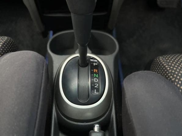 Toyota Ist I с пробегом 2002 года, цена 450 000 рублей, 222682 км, хэтчбек, Автокод Объявления