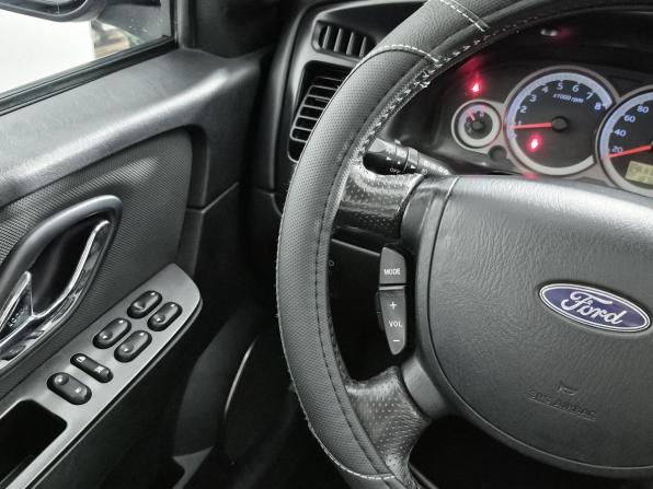 Ford Escape I Рестайлинг 2 с пробегом 2008 года, цена 799 000 рублей, 187244 км, внедорожник, Автокод Объявления