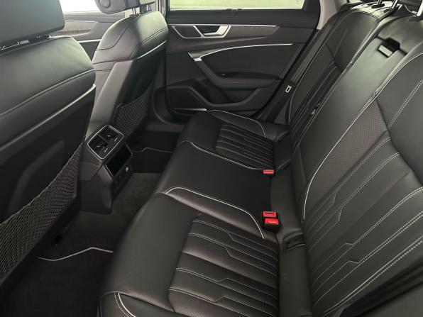 Audi A6 V (C8) с пробегом 2022 года, цена 5 900 000 рублей, 109000 км, седан, Автокод Объявления