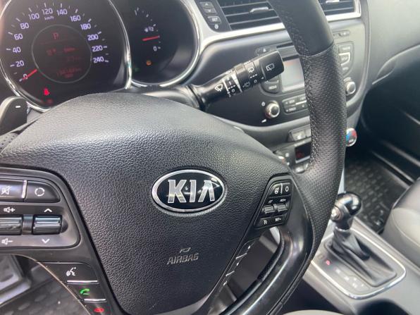 Kia Ceed II Рестайлинг с пробегом 2015 года, цена 1 360 000 рублей, 134182 км, универсал, Автокод Объявления