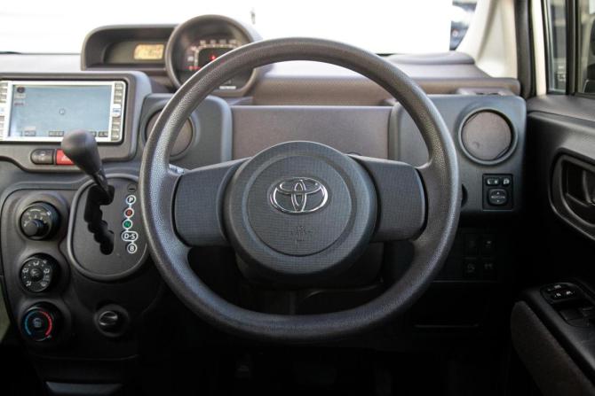 Toyota Porte II с пробегом 2012 года, цена 850 000 рублей, 111500 км, компактвэн, Автокод Объявления
